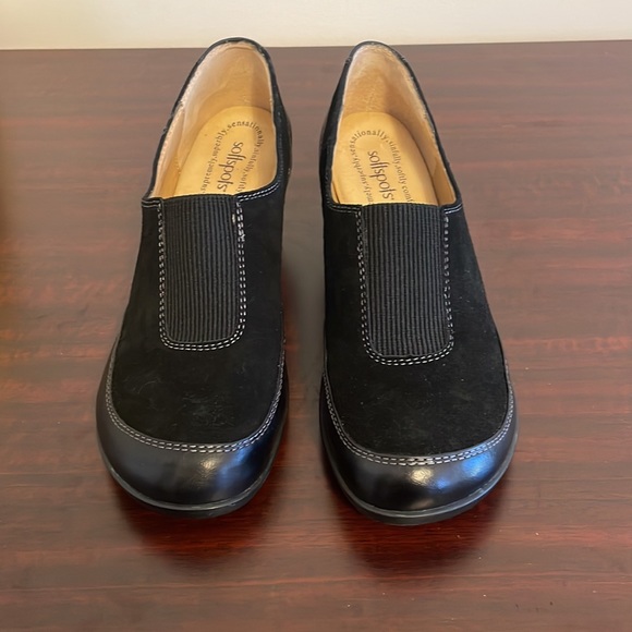 New in box Softspots Black Suede shoe - Picture 2 of 7